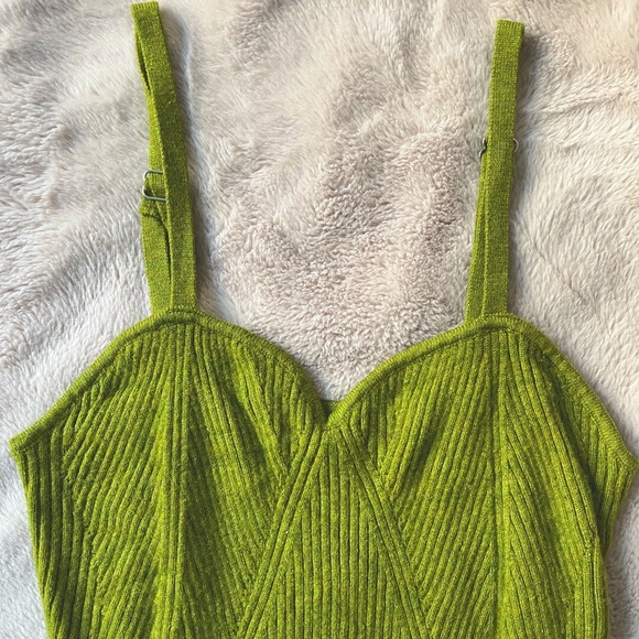 2/$20 ✨NWOT Wild Fable Knit Sweater Tank Top Cami Green Apple Size M 🍏 - Picture 2 of 8